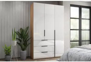 Шкаф 3-х дверный с полками и ящиками, 135 см Люкс